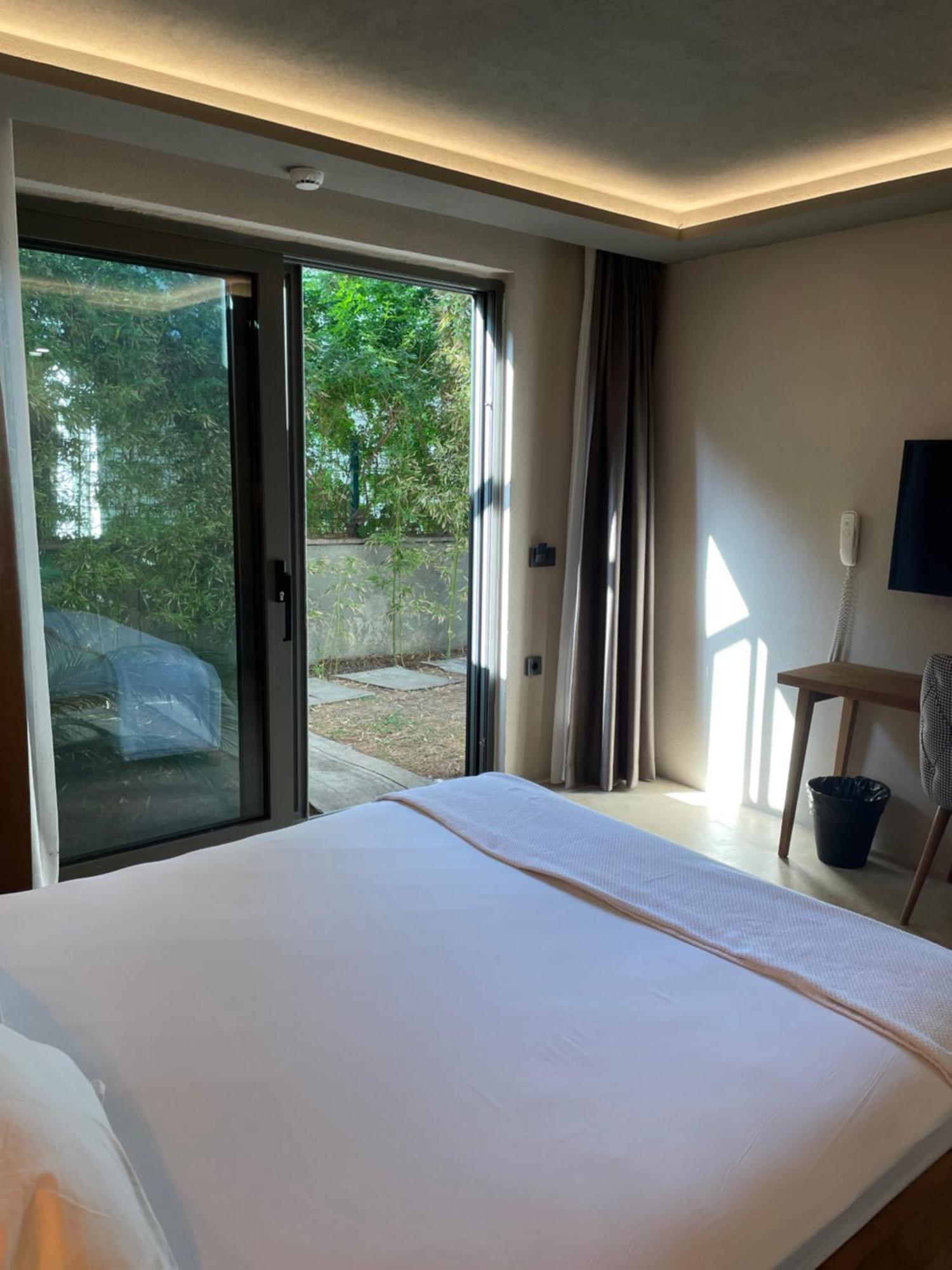 Life Butiq Otel Яликавак Екстериор снимка